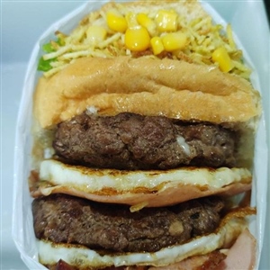 03. X-BURGUER CASEIRO DO CHEF