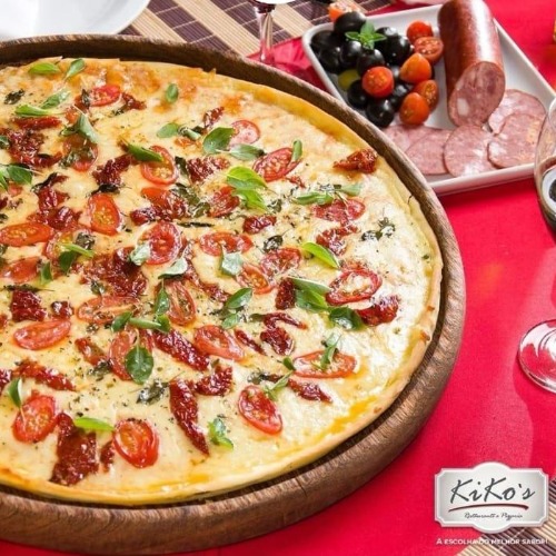 14. PIZZA FRANGO COM QUEIJO CHEDDAR