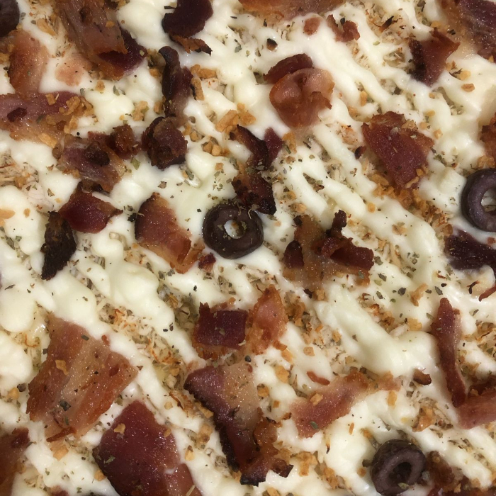 22. FRANGO , BACON E ALHO FRITO