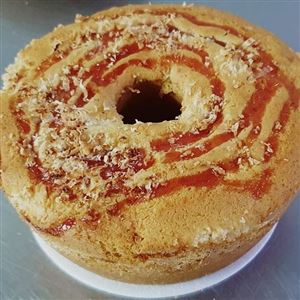 BOLO DE GOIABA COM COCO