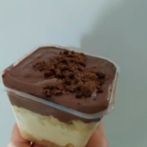 BOLO DE POTE NINHO COM BRIGADEIRO
