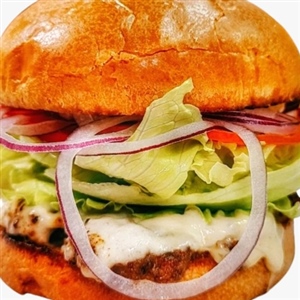 BURGER AMERICANO + FRITAS + COCA-COLA 200ML PET (JUNINHO)