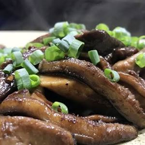 COGUMELO SHITAKE NA MANTEIGA