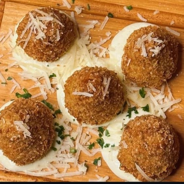 COXINHA DE COSTELA COM CATUPIRY