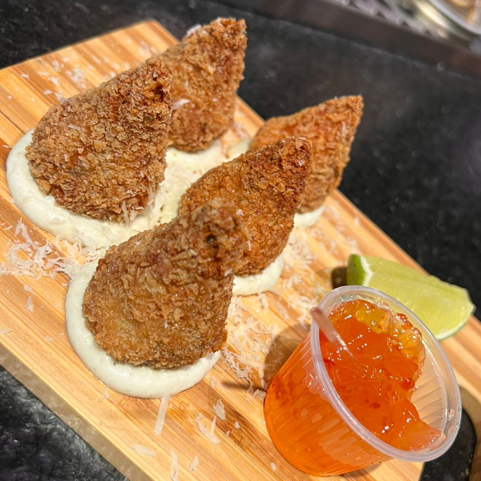 COXINHA DE FRANGO COM GORGONZOLA