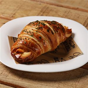 CROISSANT FRANGO COM REQUEIJÃO