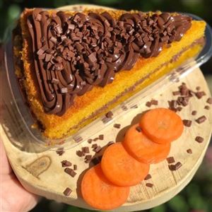 FATIA DE CENOURA COM CHOCOLATE