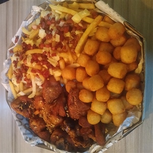 FRANGO A PASSARINHO 500G + BATATA FRITA 500G + MANDIOQUINHA 300G