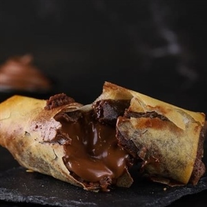 Harumaki Chocolate ao Leite - 02 peças
