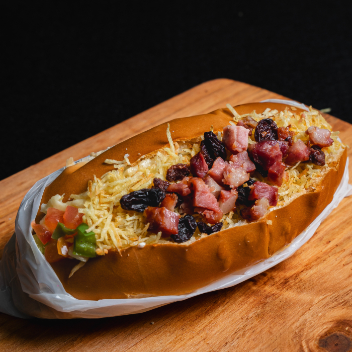 HOTDOG PAULISTA COM SUPER PURÊ DO CHEF TONNY