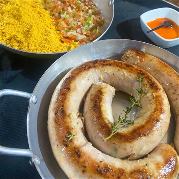Linguiça caseira de porco
