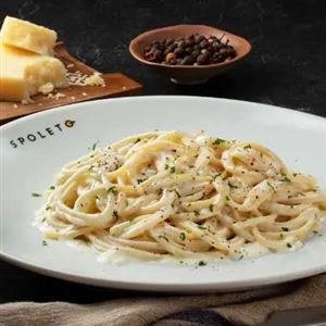MASSA ITALIANA AO MOLHO ALFREDO