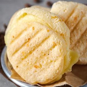 PÃO DE QUEIJO RECHEADO DOIS QUEIJOS