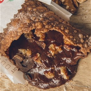 Pastel de Chocolate com Nozes (Pequeno)