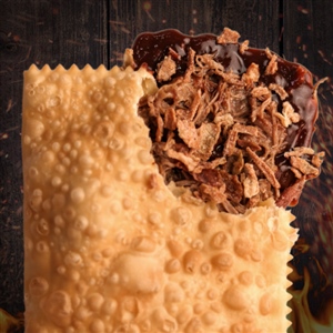 Pastel de Pernil Crispy com Barbecue (Médio)