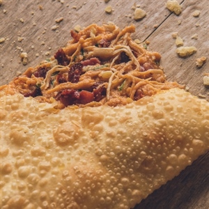 Pastel de Frango com Bacon (Grande)