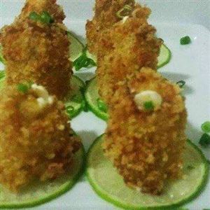 PEIXE BRANCO COM CREM CHESSE EMPANADO (10 PEÇAS)