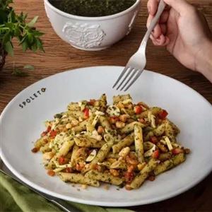 PENNE BOLONHESA E BACON