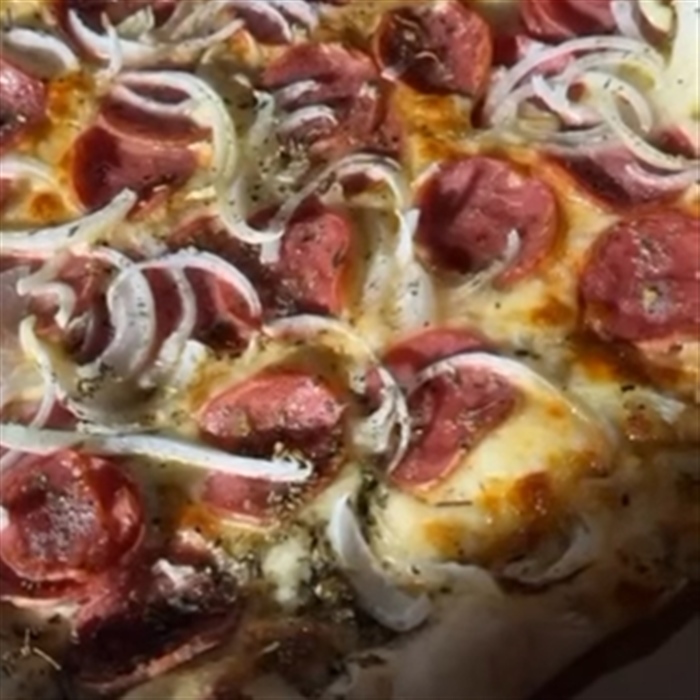 PIZZA CALABRESA