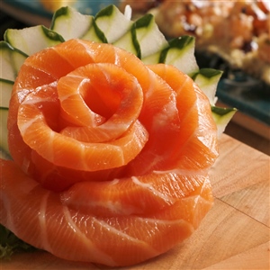 SASHIMI SALMÃO