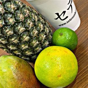 SUCO NATURAL DE ABACAXI