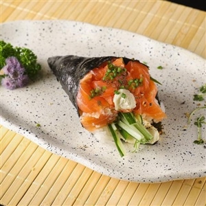 Temaki Alaska
