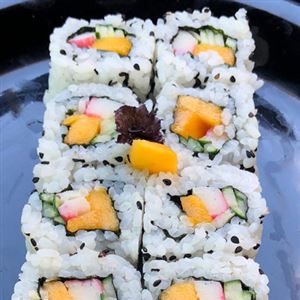 URAMAKI CALIFÓRNIA