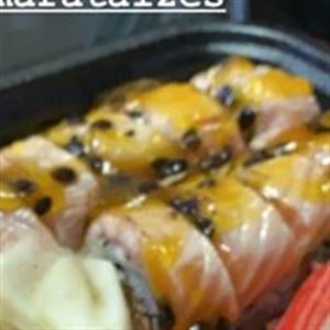 URAMAKI ROLL DE CAMARÃO AO MOLHO DE MARACUJÁ 10 UND