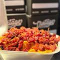 BATATA FRITA C/ 3 QUEIJOS E BACON