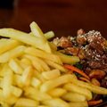 BULGOGI COM FRITAS MISTO