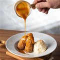 CHURROS DE BANANA SERVIDO COM SORVETE DE CREME E DOCE DE LEITE