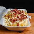 MEIA PORÇÃO BATATA FRITA 500GR COM MUSSARELA OU CHEDDAR + BACON