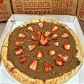 PIZZA NUTELLA COM MORANGO