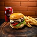 COMBO EXCLUSIVO HANDMADE: 1 CHEESE EGG + BATATA-FRITA + REFRI LATA