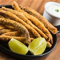 TIRAS DE TILÁPIA FRITA