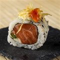 Uramaki Rolls Filadelfia na Palha Doce